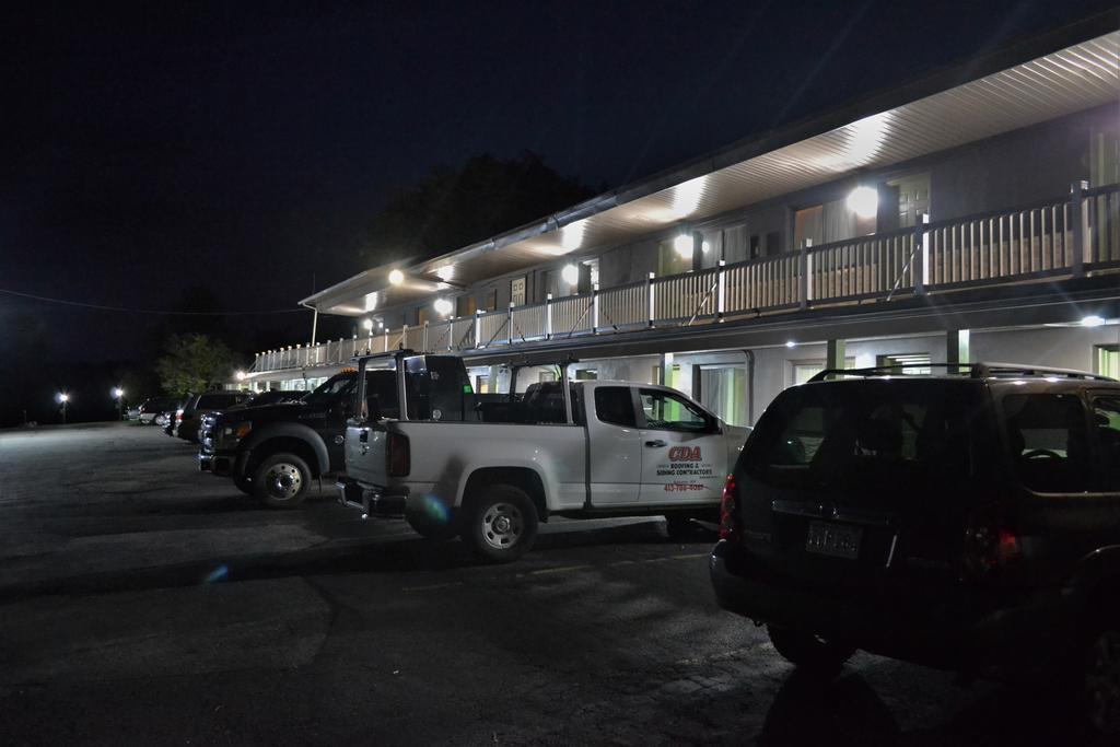 Mount Holyoke Inn Exterior photo