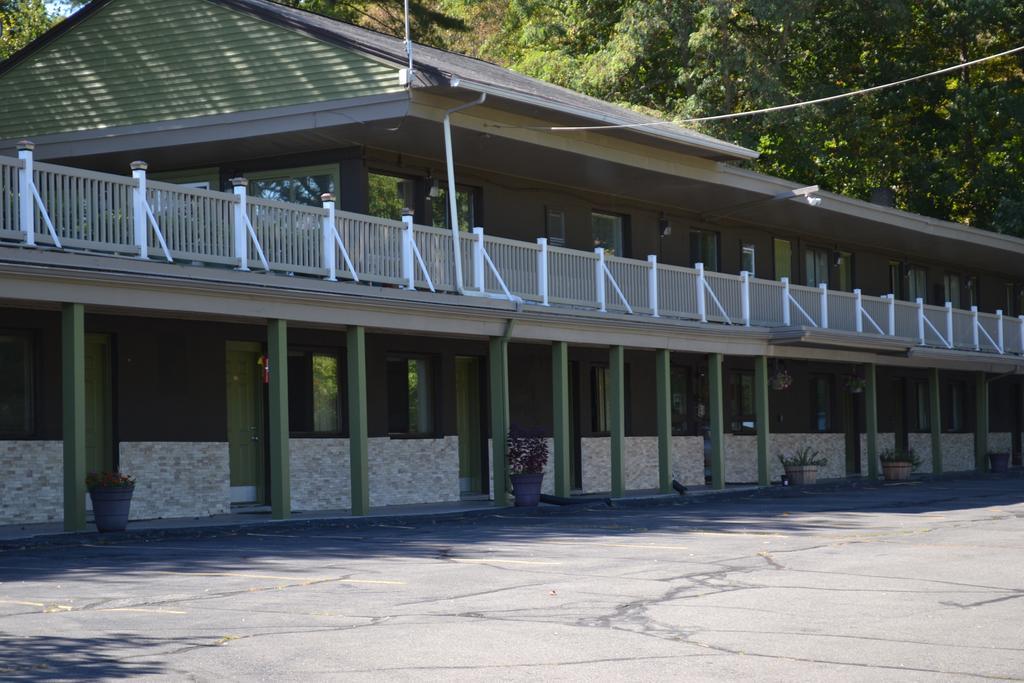Mount Holyoke Inn Exterior photo